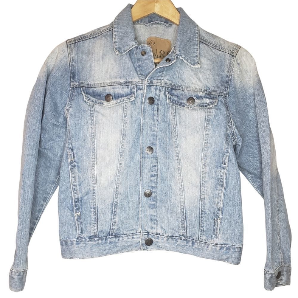 𝅺3 for $25 Girls Denim Jacket Size 10 12